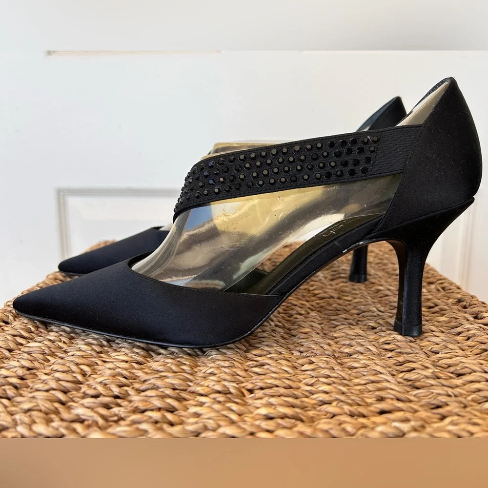 The Touch of Nina‎ Satin Rhinestone Black Heels Size 9M